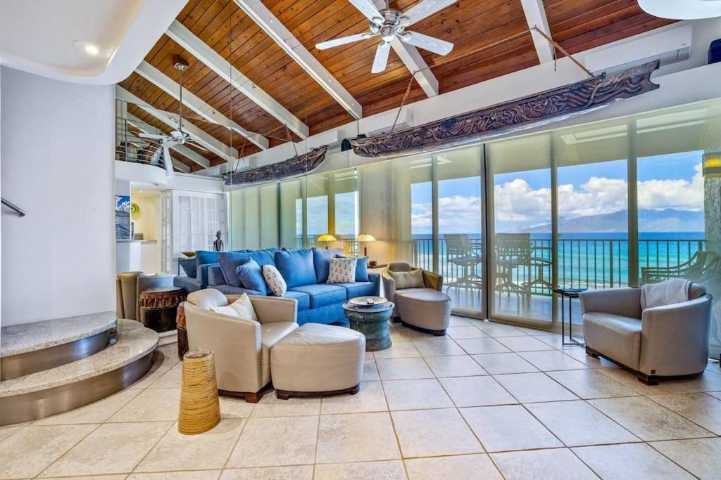 The Noniluna Two - Sleeps 9 Plus Pack N Play Lahaina Exterior photo
