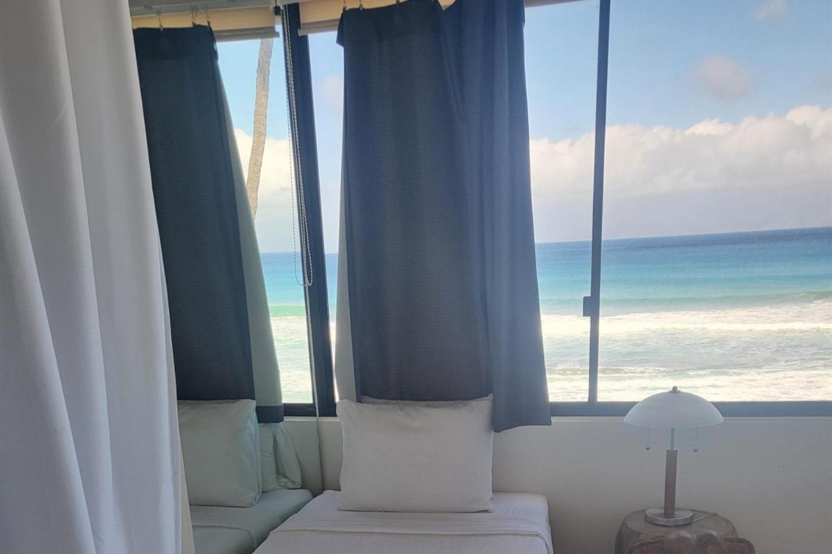The Noniluna Two - Sleeps 9 Plus Pack N Play Lahaina Exterior photo